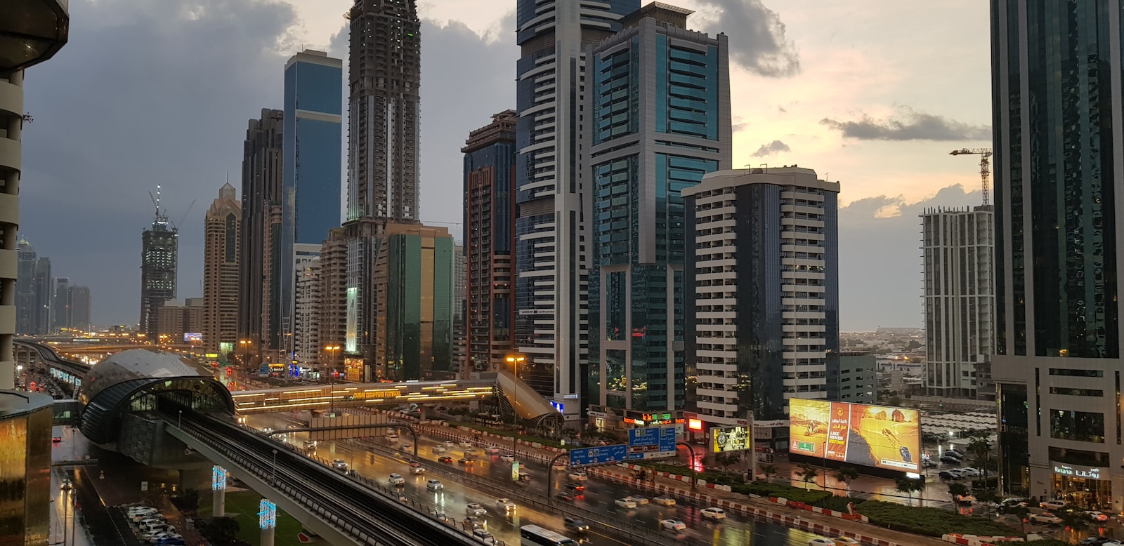How Dubai Overcame Its Historic Flooding: Technology and Swift Action